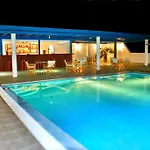 Blue Bay 2*